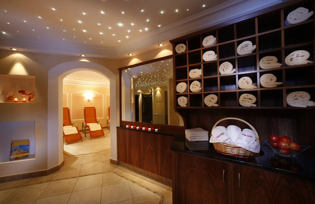 Hotel Ingram Selva di Val Gardena Exterior foto